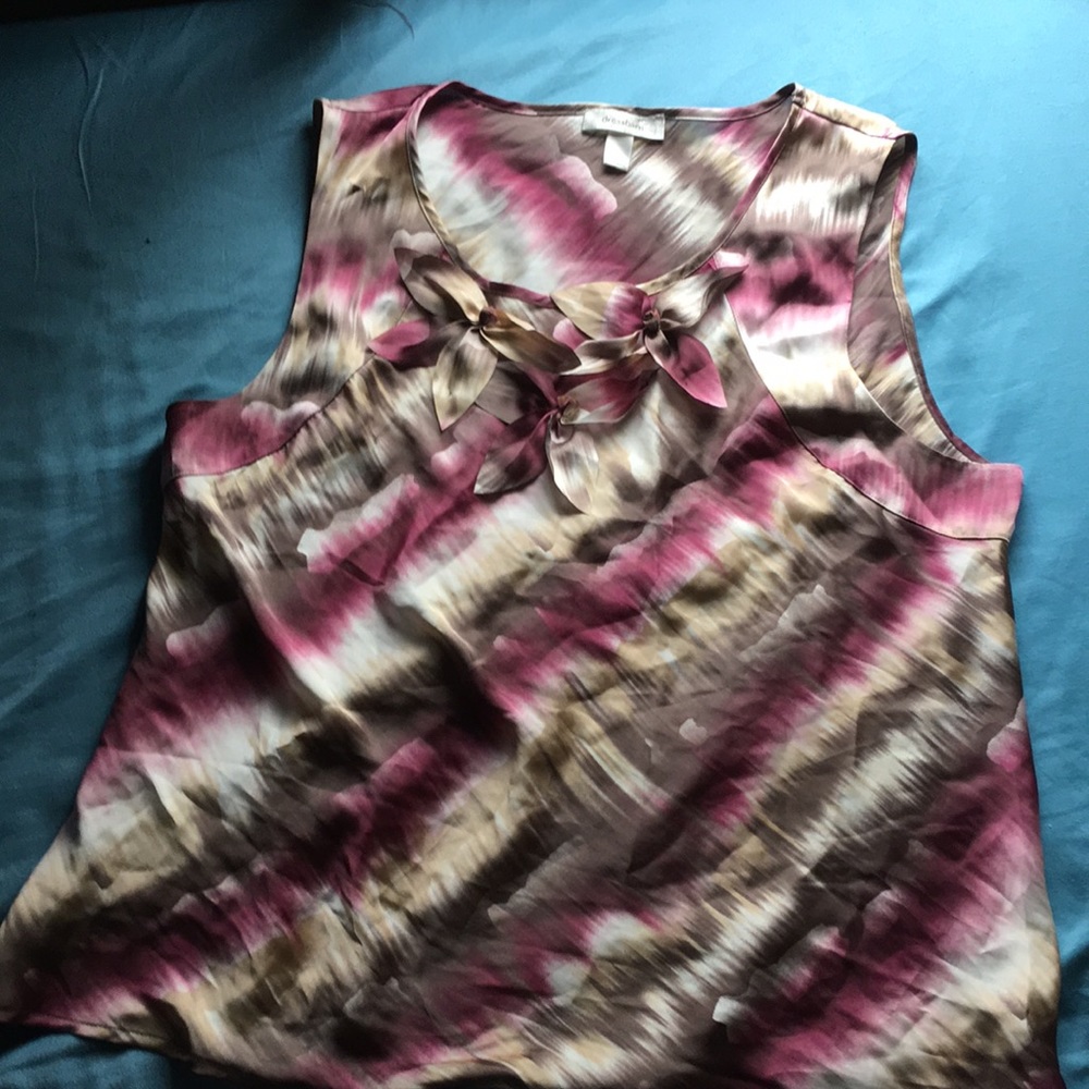 Silky sleeveless top XL